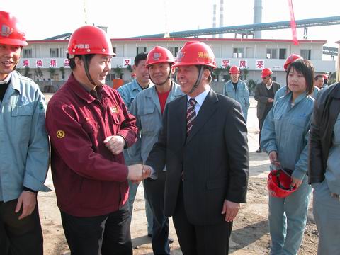 公司承建亚洲最大的贮配煤筒仓工程