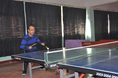 集团公司举办第五届乒乓球赛