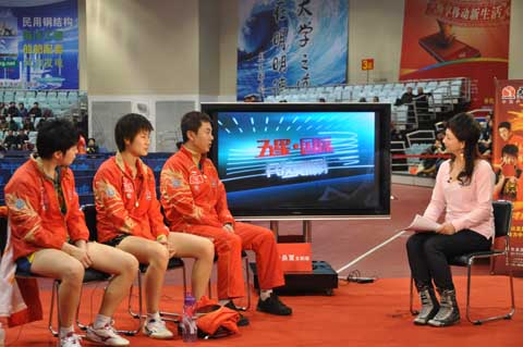 集团公司赞助中国女子乒乓球“兵发俄罗斯”选拔赛并组队观摩